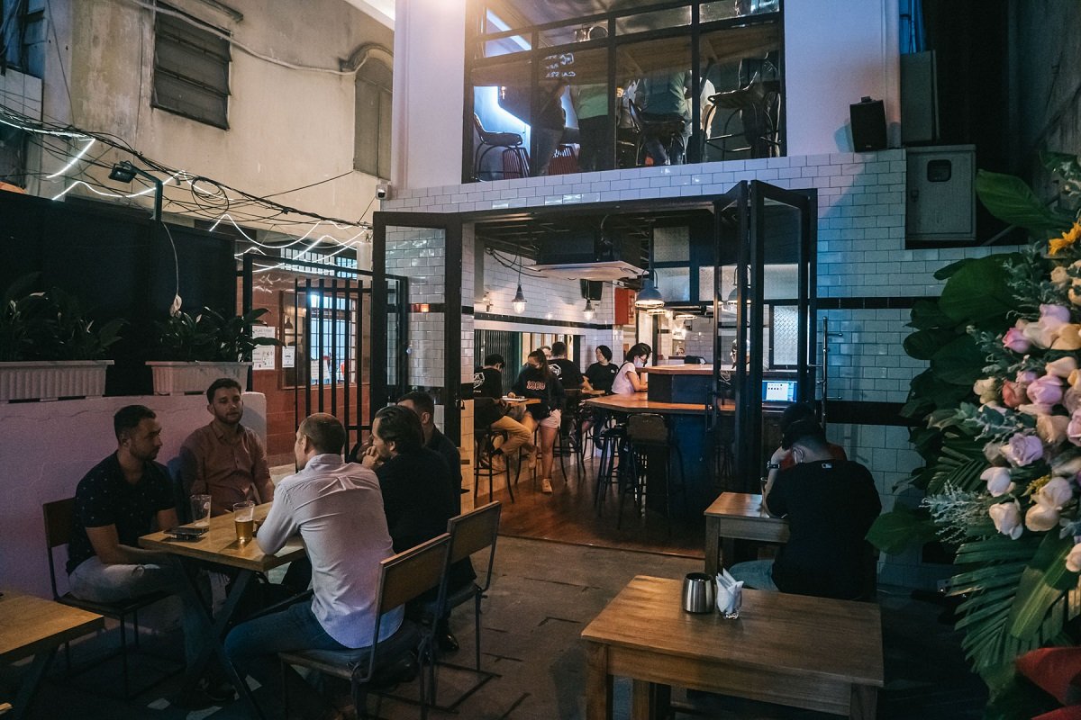 7 Bridges Taproom